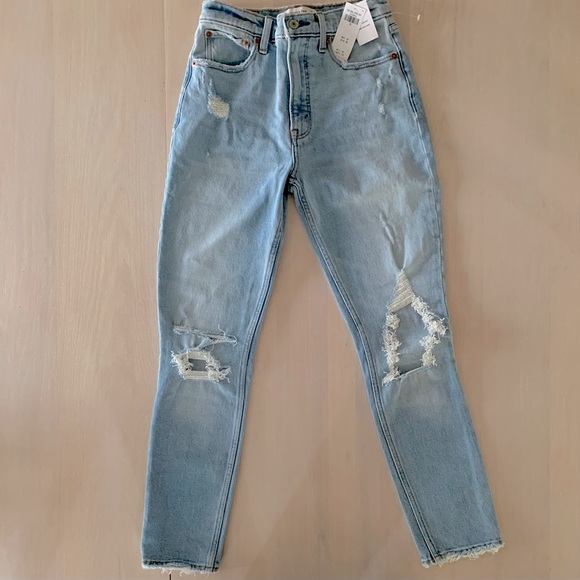 Abercrombie & Fitch Denim - NEW Abercrombie & Fitch The Skinny High Rise distressed jeans